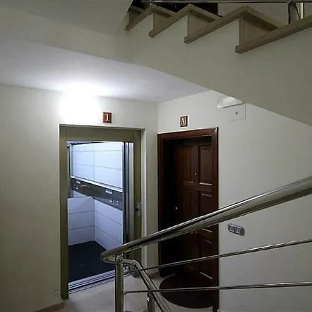Apartment Marlenghi 3b *